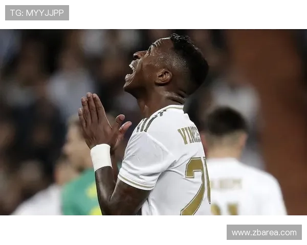 维尼修斯换下引发激烈争议 爆发有理却因最佳表现掀争论