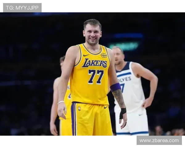 东契奇复出豪取44分 湖人力克灰熊迎接胜利曙光 东契奇复出豪取44分 湖人力克灰熊迎接胜利曙光